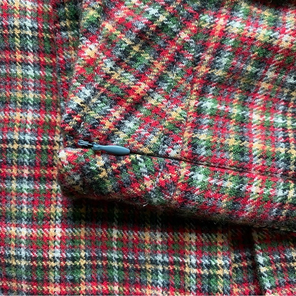 Loft Petites 8P Wool Blend Plaid Skirt Front Pleat Red Green Christmas - Picture 5 of 7